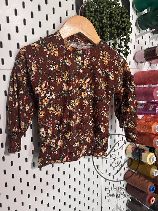 Elowen Floral on Rust